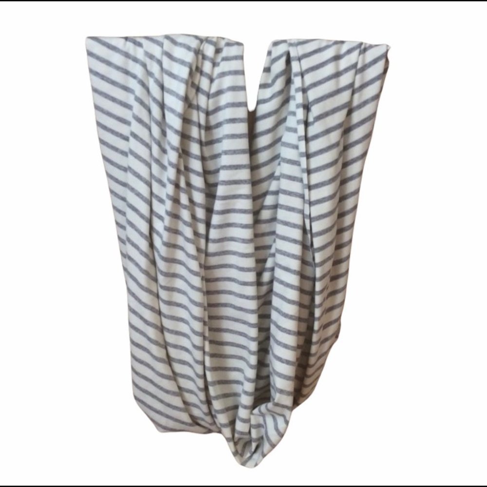 Nuroo Nursing Scarf Maternity Women